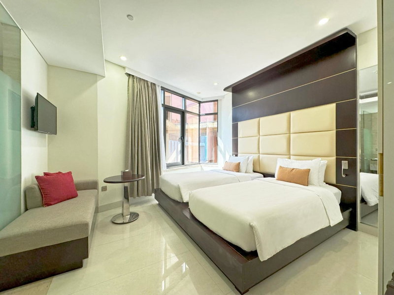 Holiday Beach Hotel Danang, Дананг, Вьетнам