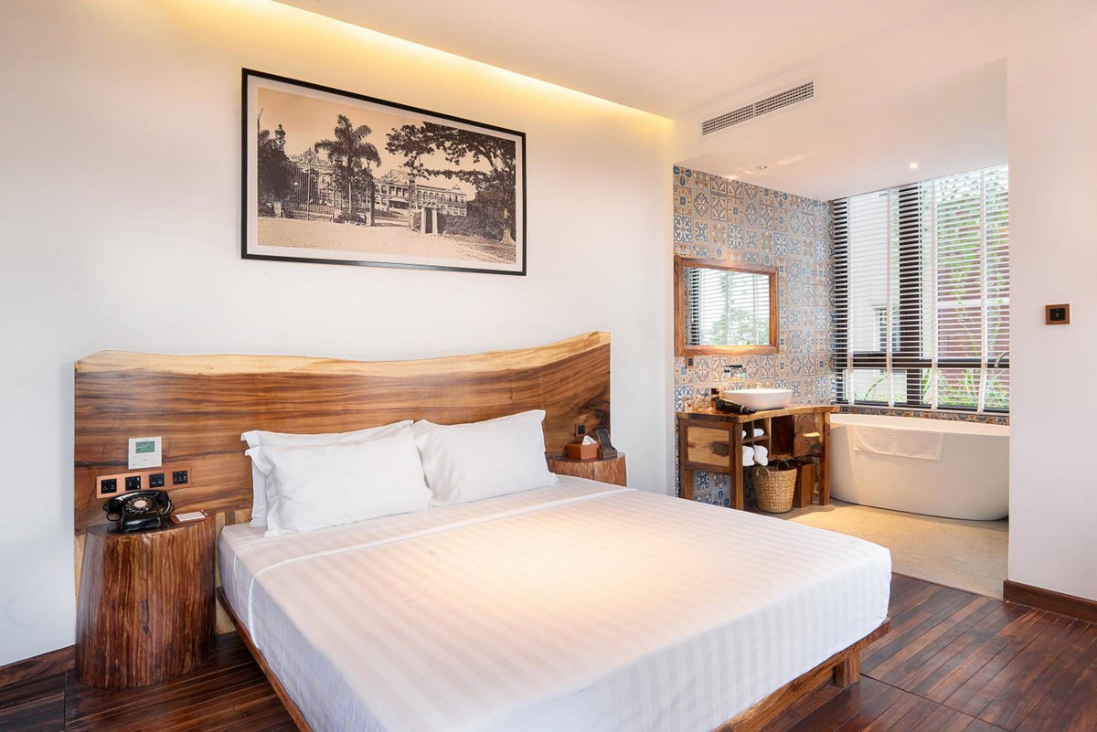 Sky Gem Central Hotel, Viêt Nam