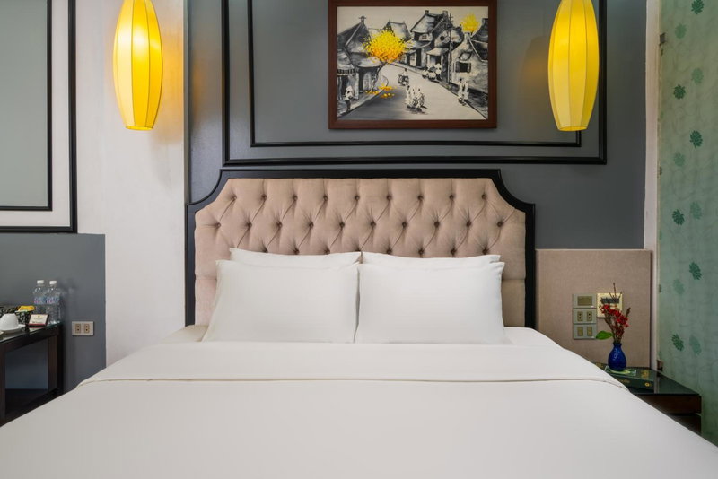 Bella Premier Hotel & Rooftop Skybar, Ханой, Вьетнам
