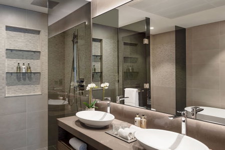 Jumeirah Living Marina Gate, Dubai, United Arab Emirates