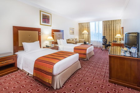 Sunday Hotel Holiday international Dubai, Sharjah, Emiratos Árabes Unidos