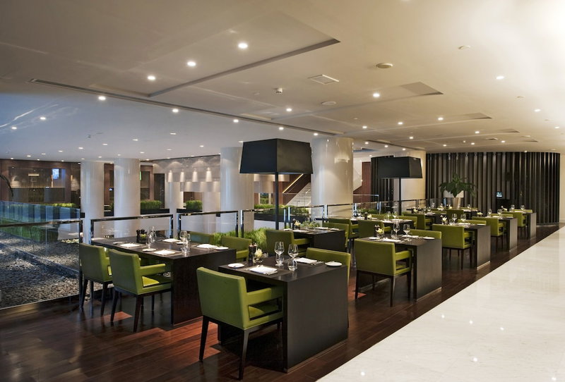 Pullman Dubai Creek City Centre Residences, Шарджа, ОАЭ