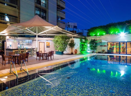 Novel Hotel City Center, Абу-Даби, ОАЭ