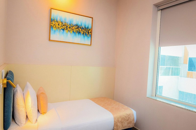 VOGO Grand Hotel formerly Best Western Plus Academic City, Dubai, United Arab Emirates