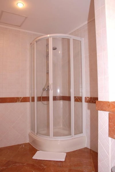 Moscow Hotel, Sharjah, Emiratos Árabes Unidos