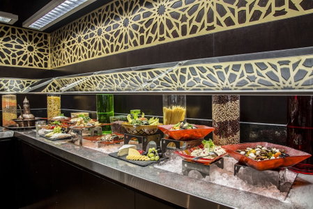 Metropolitan Al Mafraq Hotel, Bani Yas Stadt, Vereinigte Arabische Emirate