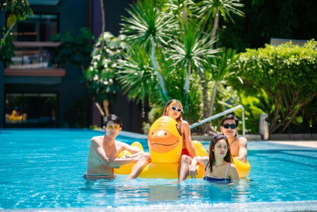 Holiday Inn Express Phuket Patong Beach Central by IHG, Kathu, Таиланд