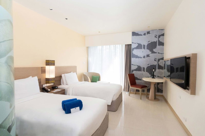 Holiday Inn Express Phuket Patong Beach Central by IHG, Kathu, Таиланд