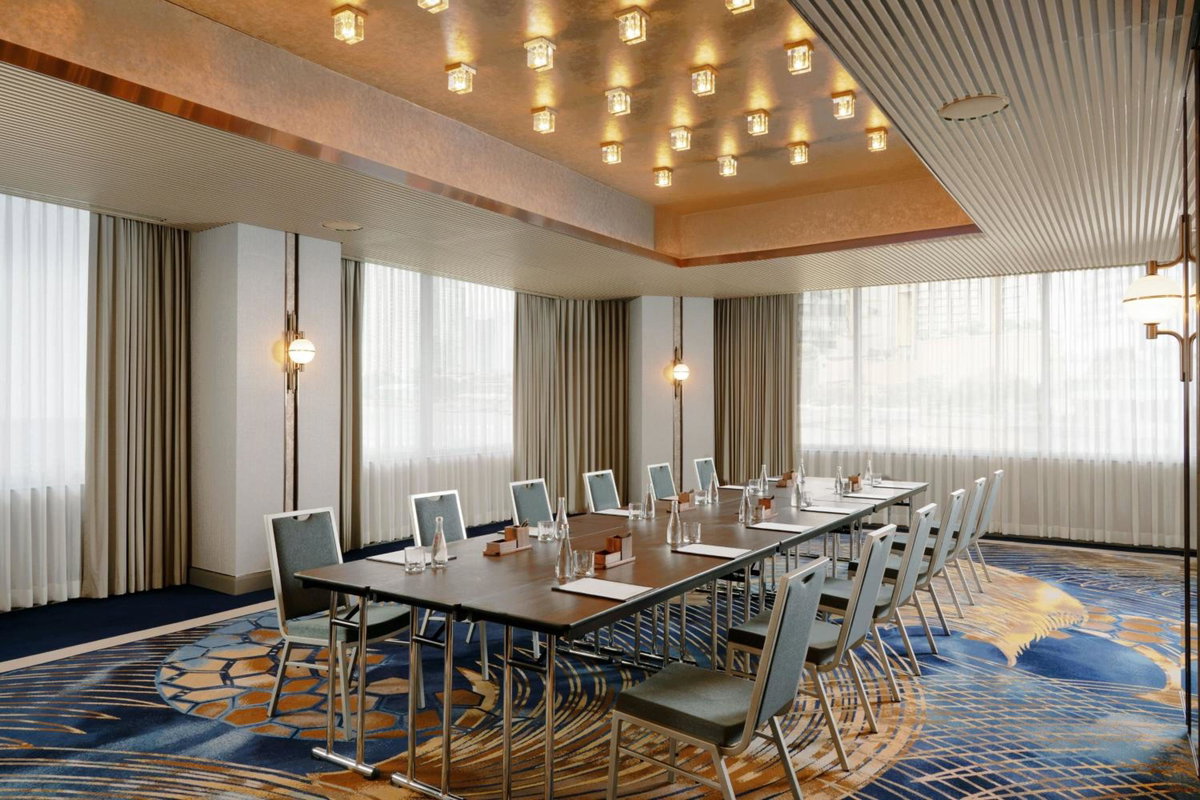 โรงแรม · Royal Orchid Sheraton Riverside Hotel Bangkok, Bangkok
