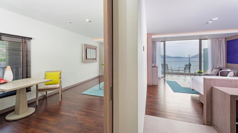 Oceanfront Beach Resort, คาทุ, ประเทศไทย