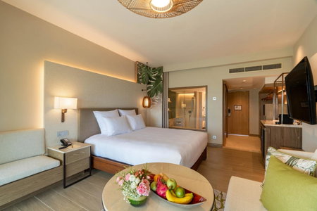 Pullman Phuket Karon Beach Resort, Ban Chalong, ประเทศไทย