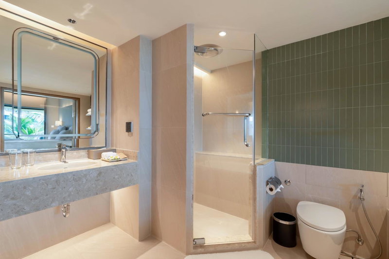 Pullman Phuket Karon Beach Resort, Ban Chalong, ประเทศไทย
