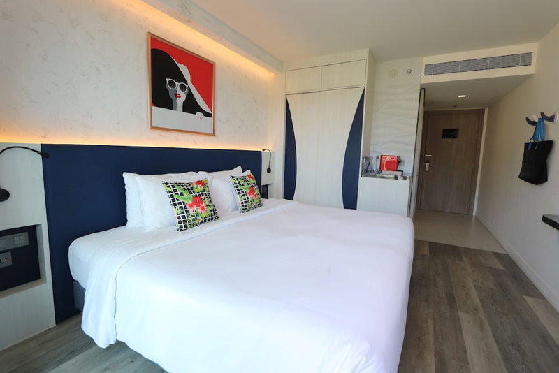 Hotel Clover Patong Phuket, Kathu, Таиланд