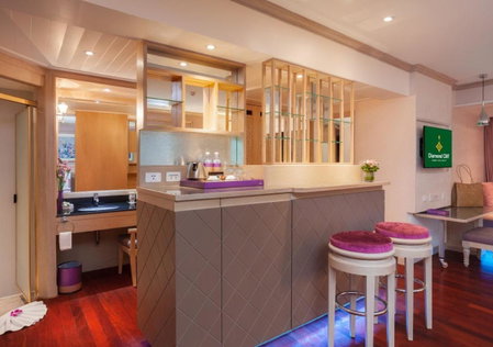 Diamond Cliff Resort & Spa, Patong Beach, คาทุ, ประเทศไทย
