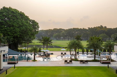 Eastin Thana City Golf Resort Bangkok Free Scheduled Shuttle from Hotel to Suvarnabhumi Airport, Ban Khlong Bang Sao Thong, Thailand