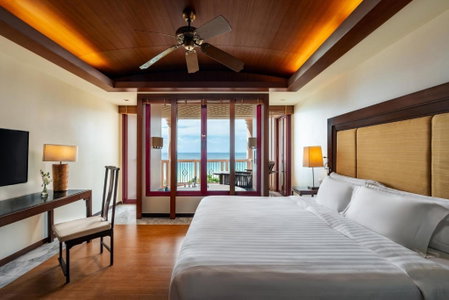 Centara Grand Beach Resort Phuket, Ban Chalong, ประเทศไทย