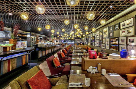 DoubleTree by Hilton Sukhumvit Bangkok, มักกะสัน, ประเทศไทย