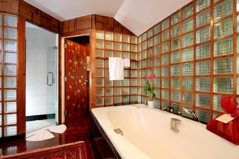 Mom Tri's Villa Royale - SHA Plus, Ban Chalong, Tailandia