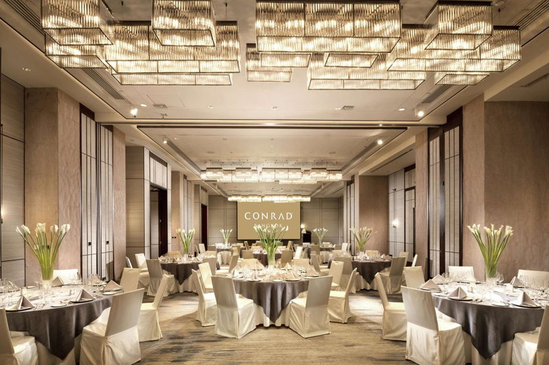 Conrad Bangkok, มักกะสัน, ประเทศไทย