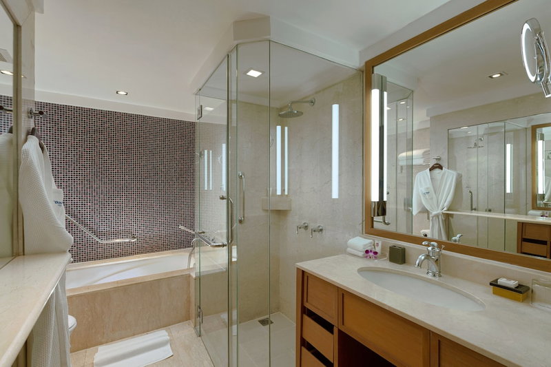 Dusit Thani Laguna Phuket, คาทุ, ประเทศไทย