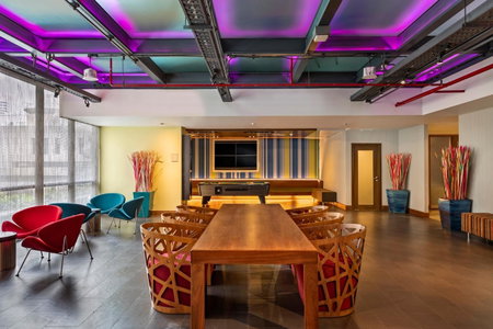 Aloft by Marriott Bangkok Sukhumvit 11, มักกะสัน, ประเทศไทย