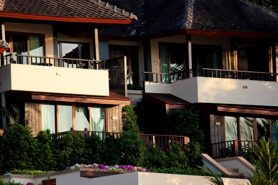Andaman White Beach Resort - SHA Plus, คาทุ, ประเทศไทย