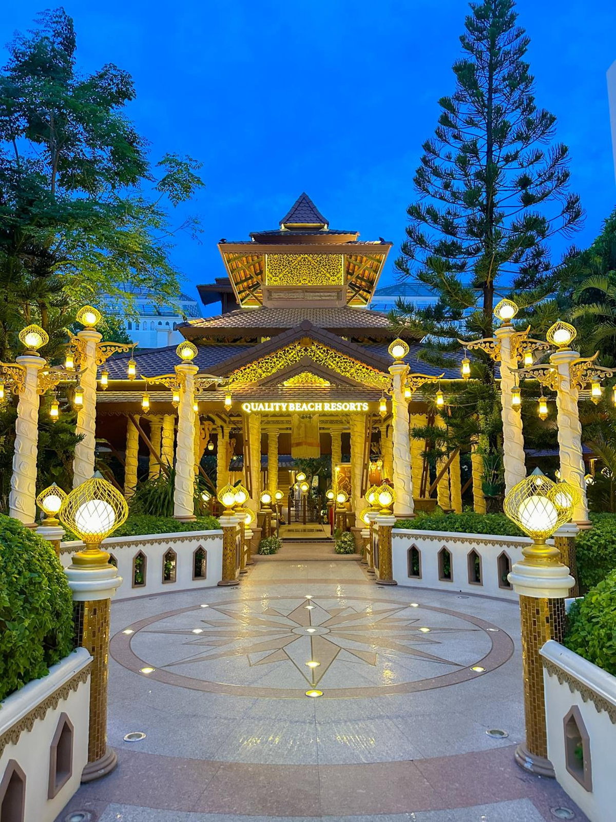 Отель · Quality Beach Resorts and Spa Patong, Kathu
