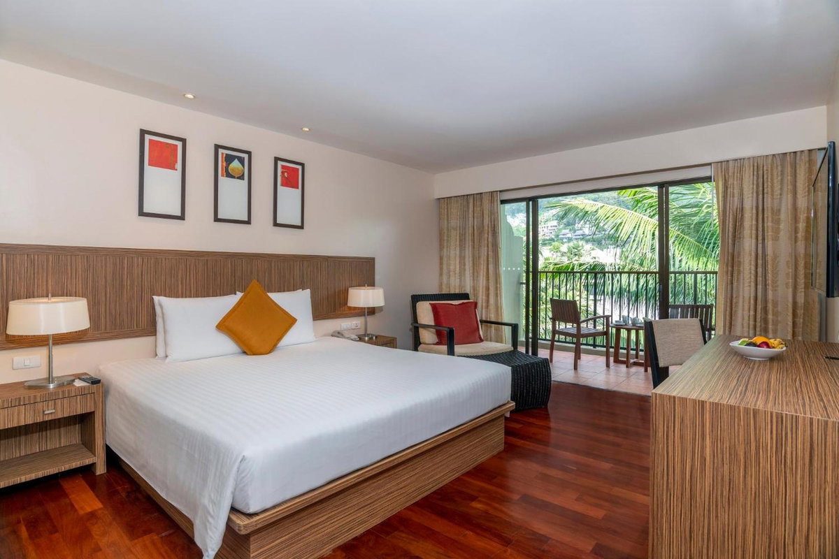 Holiday Inn Resort Phuket Surin Beach by IHG, Thailand