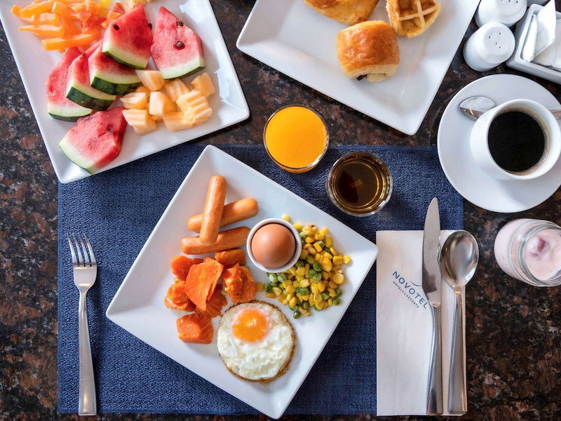 Novotel Phuket Vintage Park, คาทุ, ประเทศไทย