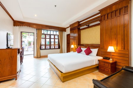 Tony Resort, คาทุ, ประเทศไทย
