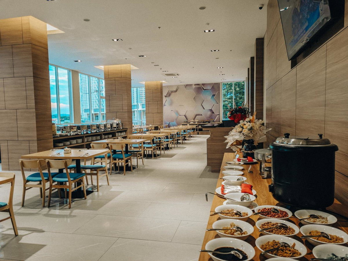 Aston Nagoya City Hotel, Индонезия