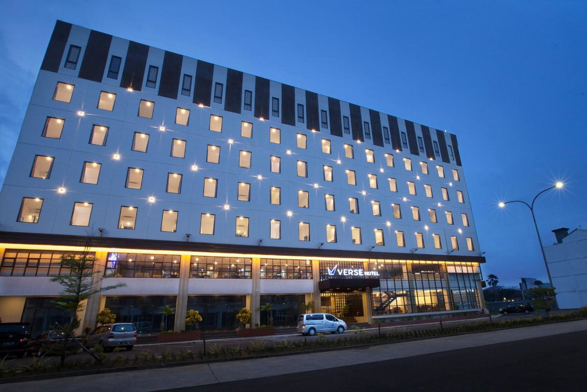 Hotel · Verse Hotel Cirebon, Cirebon