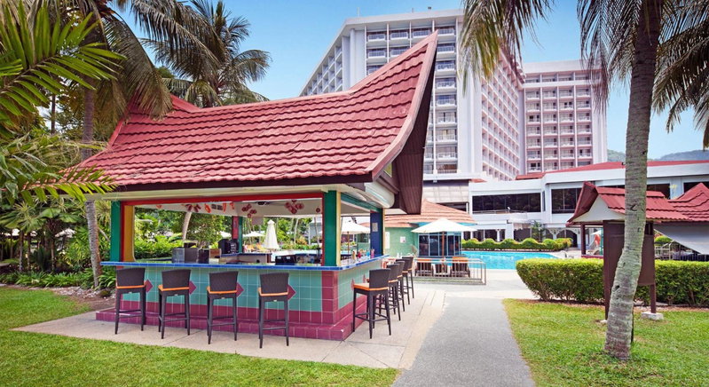 The Bayview Beach Resort, Бату Феринги, Малайзия