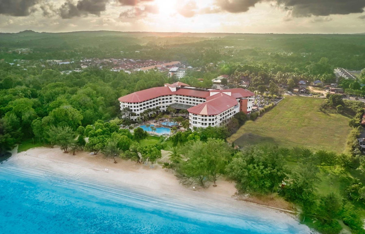 Swiss-Grand Beach Resort Kuantan - Newly Upgraded 5-Star, Malaisie