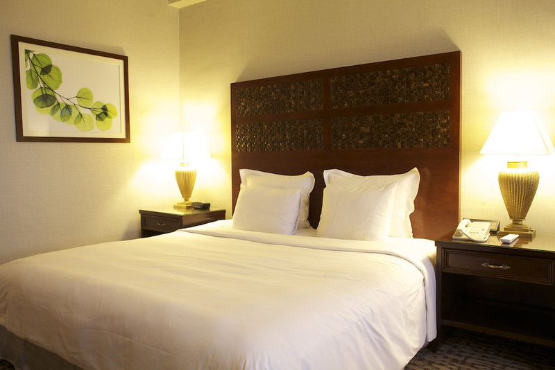 Renai Hotel Kota Bahru (formerly known as The Grand Renai Hotel), Kota Bharu, Малайзия