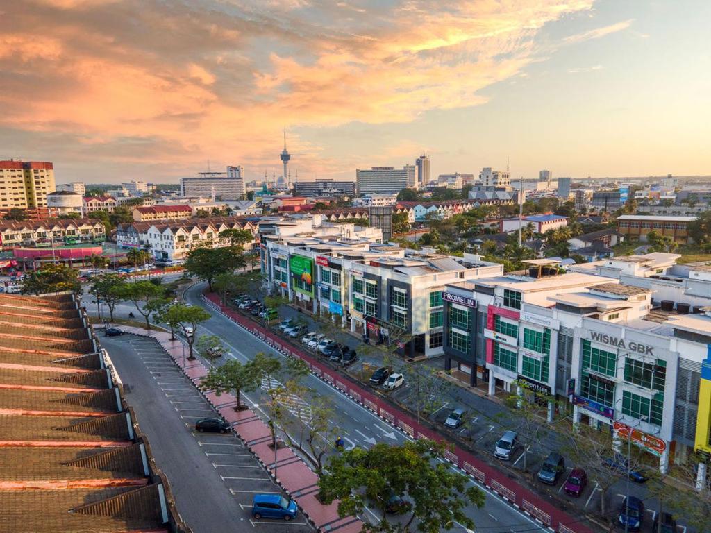 Rocana Hotel, Malasia