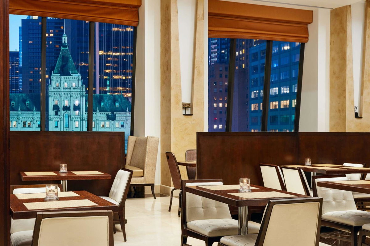 Отель · Hilton New York Times Square, Hell's Kitchen