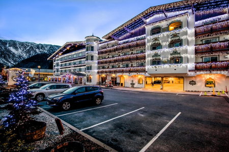 Bavarian Lodge, Leavenworth, United States