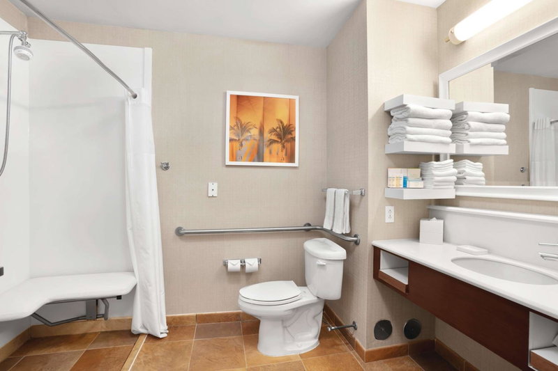 Hampton Inn Hallandale Beach-Aventura, Hallandale Beach, United States