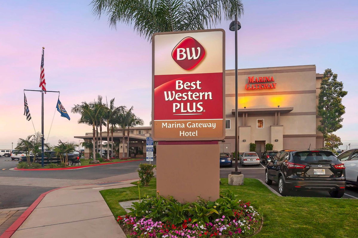 Hotel · Best Western Plus Marina Gateway Hotel, National City
