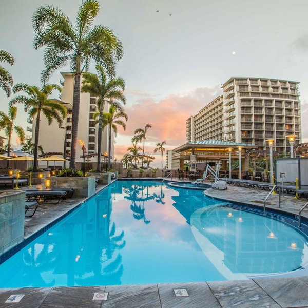 Embassy Suites by Hilton Waikiki Beach Walk, Honolulu, Estados Unidos