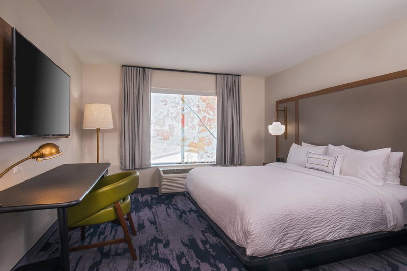 Fairfield Inn & Suites by Marriott Boston Walpole, Norwood, United States