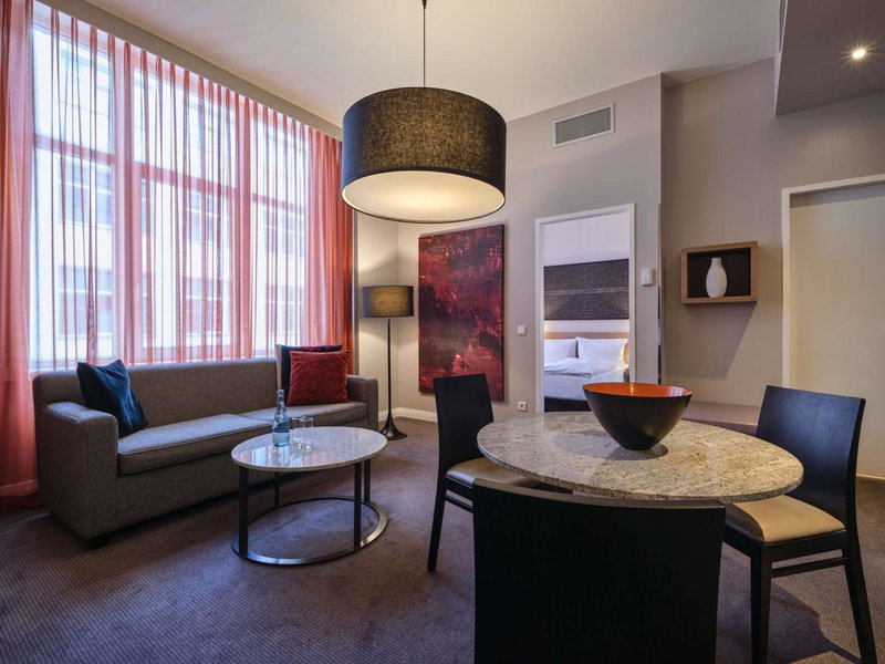 Adina Apartment Hotel Berlin Checkpoint Charlie, Kreuzberg, Alemania