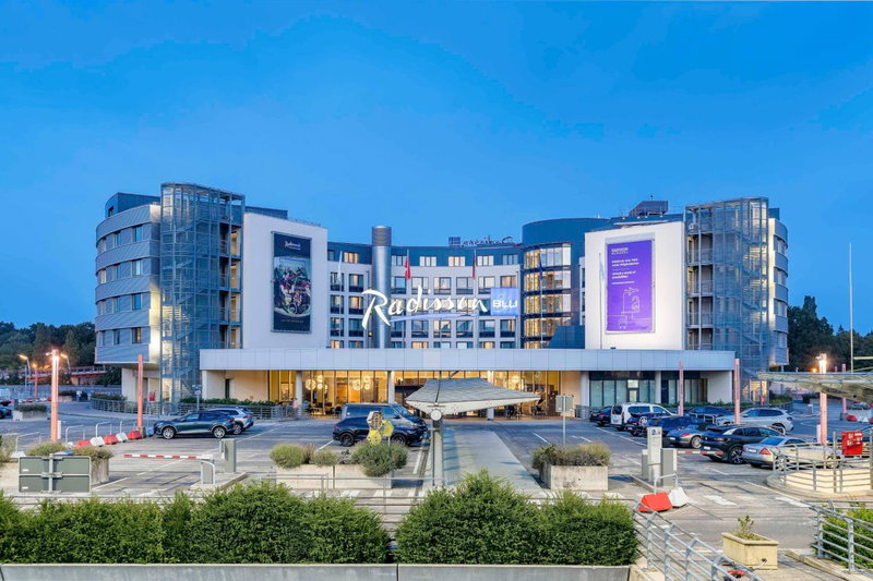 Radisson Blu Hotel, Hamburg Airport, Alsterdorf, Germany