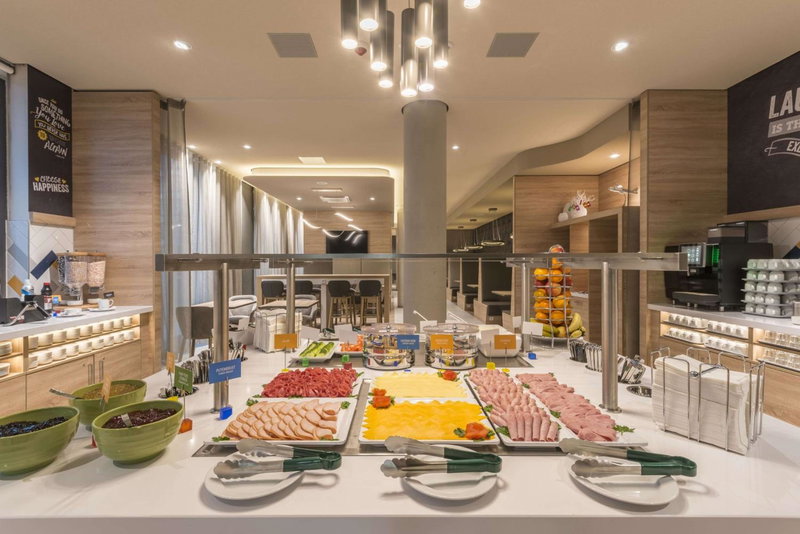 Hampton By Hilton Frankfurt Airport, Niederrad, Allemagne