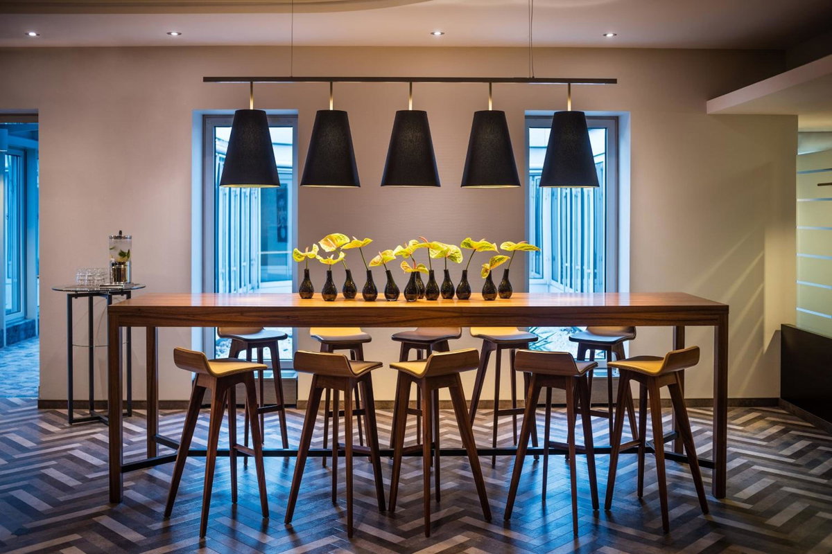 Hôtel · Sheraton Duesseldorf Airport Hotel, Duesseldorf-Pempelfort