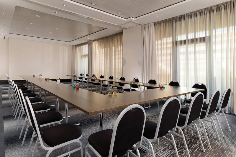 Sheraton Frankfurt Airport Hotel & Conference Center, Moerfelden-Walldorf, Alemania