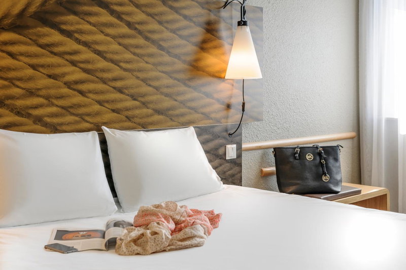 ibis Berlin Mitte, Berlin, Германия