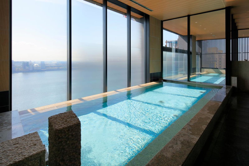 THE SINGULARI HOTEL & SKYSPA at UNIVERSAL STUDIOS JAPAN, Amagasaki, Japan