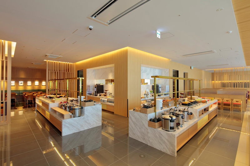 THE SINGULARI HOTEL & SKYSPA at UNIVERSAL STUDIOS JAPAN, Amagasaki, Japan